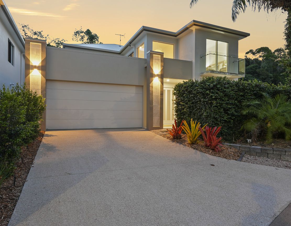 cairns caravonica builder